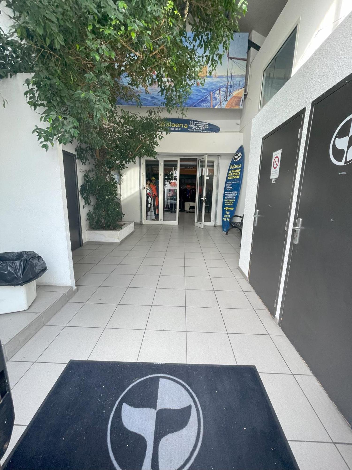 Balaena hébergement Marseille Kültér fotó